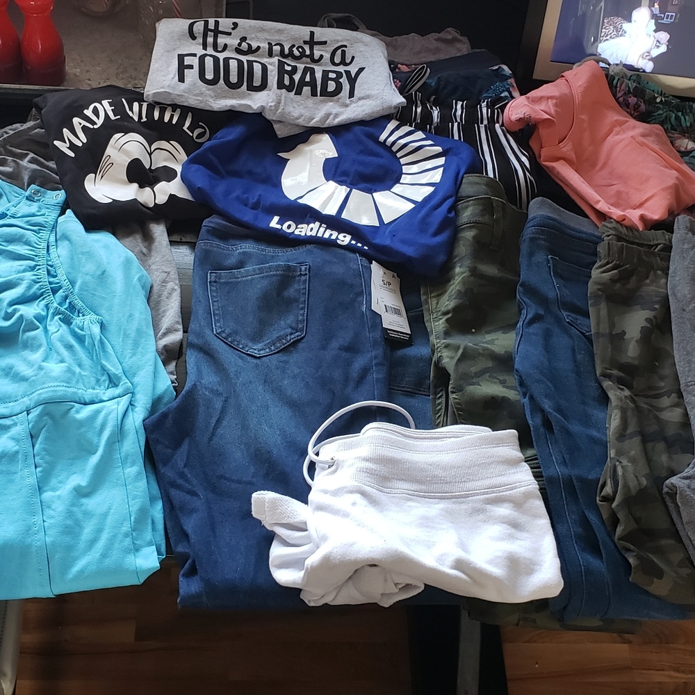 HUGE LOT of Maternity clothing.